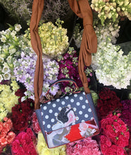 Load image into Gallery viewer, Disney Snow White Pop Vintage Crossbody

